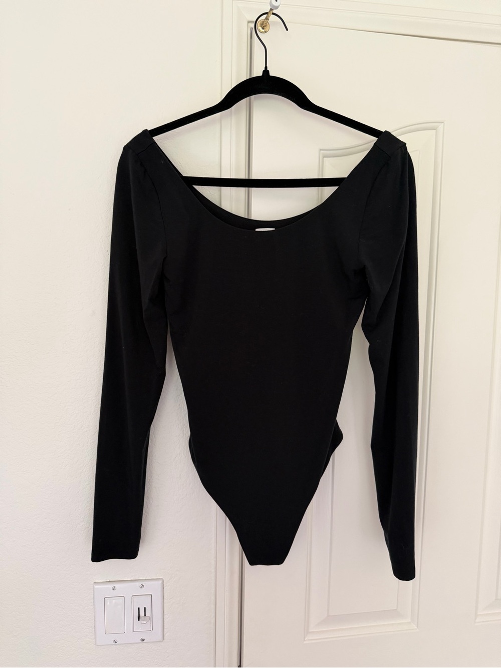 Wilfred Black Scoop Neck Long Sleeve Bodysuit